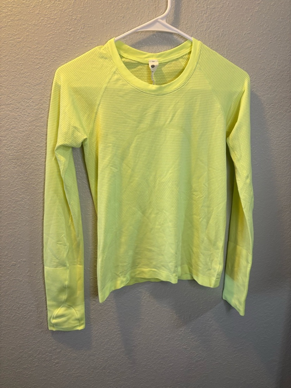 Lululemon Swiftly Tech Long Sleeve
